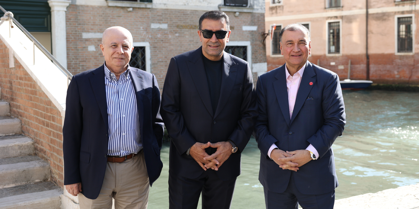 Ahmet Güneştekin’in “Sessizlik” Sergisi 6 Mayıs – 1 Kasım Arasında Yıldız Holding Sponsorluğunda Venedik’te Palazzo Gradenigo’da